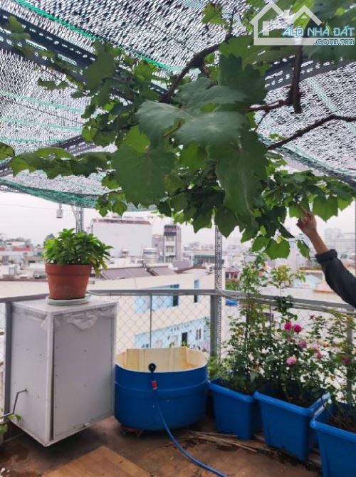 Bán CHDV cao cấp - hẻm xe hơi đỗ cửa - chia sẵn 14 phòng khép kín - dòng tiền tốt - 5