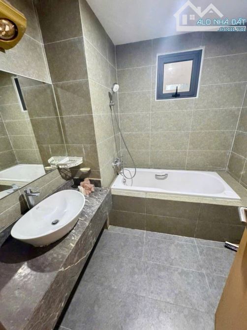 Căn hộ cao cấp Bambo Airw Cầu GIấy tầng cao view đẹp  có slot ôtô- 96m2 có 9.6 tỷ - 5