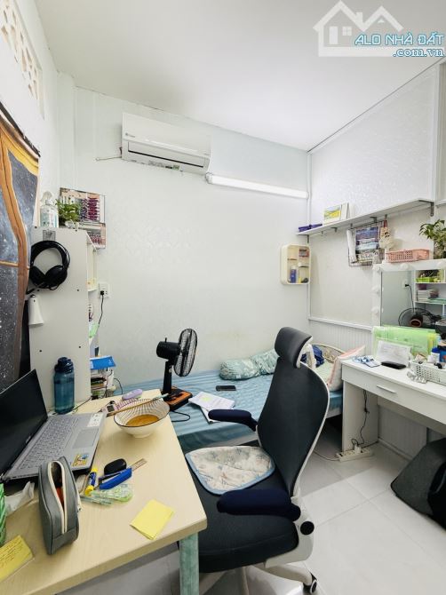 Bán nhà Nguyễn Sơn, Cách 1 căn ra hẻm xe tải, 3 tầng (4.1x7.5), Chỉ 3tỷ9 TL - 5