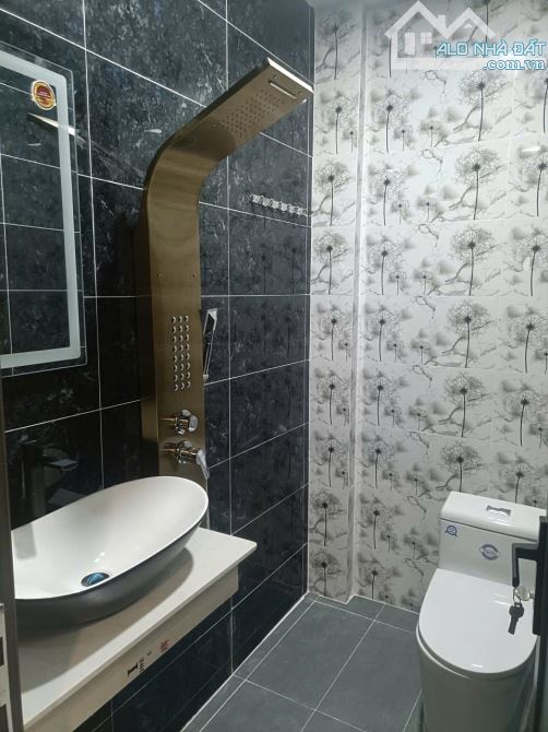 Bán nhà 1triệt 2 lầu. Kp Chiêu Liêu phường dĩ an  trố ) - 6