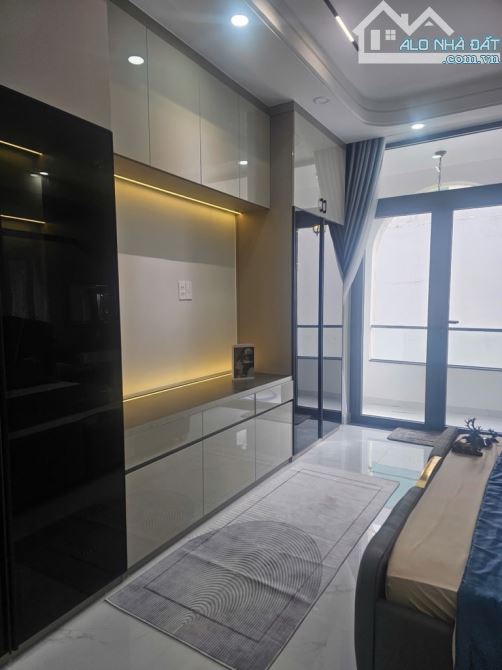 Nhà 5 tầng hẻm xe hơi 4m diện tích 4x15,5m đủ 62m2 đường Lê Đức Thọ Phường 13 Gò Vấp 8,88T - 6