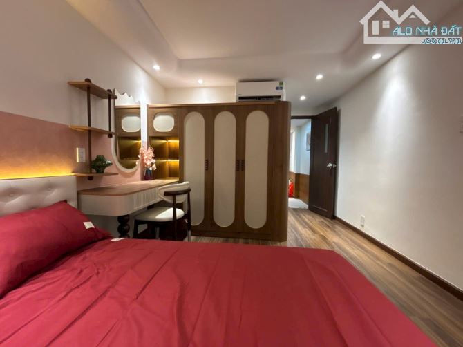 Bán nhà đẹp 5 tầng 5 PN Phan Tây Hồ - Phan Đăng Lưu - Phan Xích Long - 6