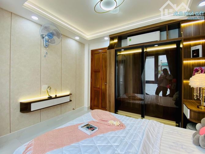 DUY NHẤT 1 CĂN NẰM NGAY MT NGUYỄN PHI KHANH,QUẬN 1-GIÁ:5.33TỶ/85.4M2 (6.1x14M) - 6