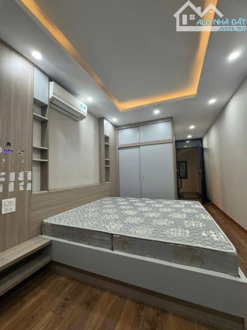 Bán nhà Hoàng Quốc Việt ô tô đỗ cửa 32m, 5 tầng, 8.7 tỷ - 6