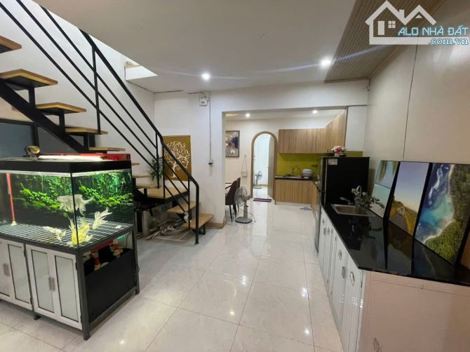 📌📌📌LÀM VIỆC TRỰC TIẾP GIÁ TỐT !!!  nhà 2 tầng sau lưng mặt tiền ông ích khiêm - 6