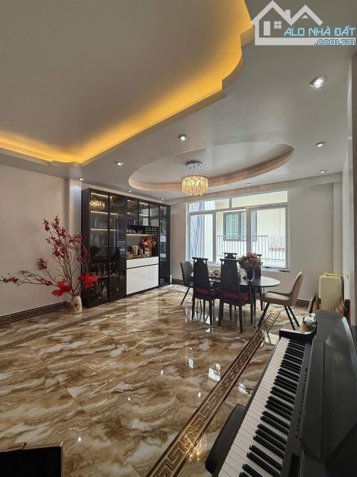 BÁN NHÀ ĐƯỜNG BƯỞI LÔ GÓC 3THOÁNG 73M² – MT 4.7M – Ô TÔ TRÁNH 20M –17 TỶ BA ĐÌNH - 6