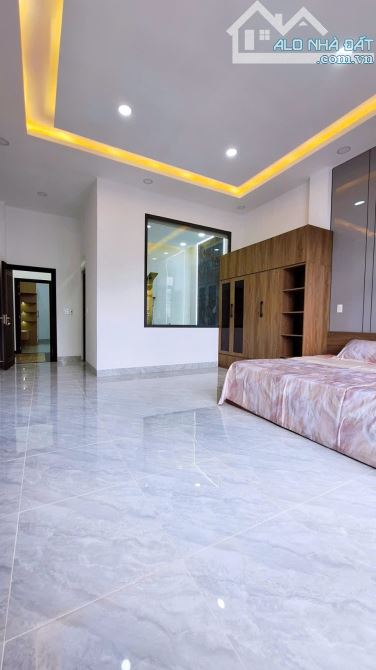 Chủ gửi Bán Nhà 1 trệt 2 lầu Phường Biên Hòa (Hóa An cũ).Dt: 5x15,6=78m2.Giá: 4tỷ7 - 6