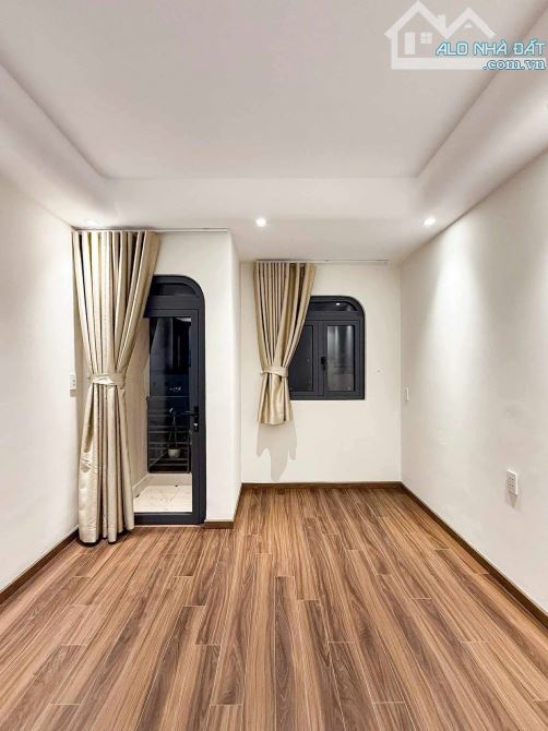 BÁN NHÀ PHAN TÂY HỒ - KHU VIP PHAN XÍCH LONG -  NHÀ ĐẸP GIA CHỦ LÀ KIẾN TRÚC SƯ • 46M² - 7