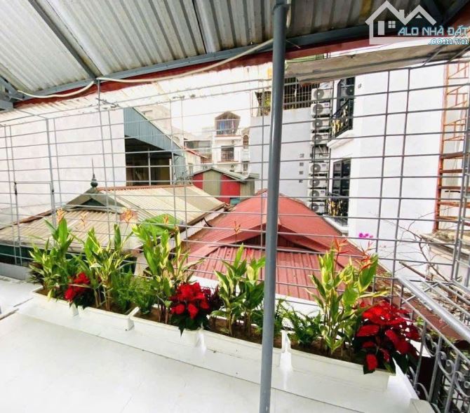 Bán nhà đường Láng gọn vào ở ngay, nhà mới như hình ảnh thật 100% - 7