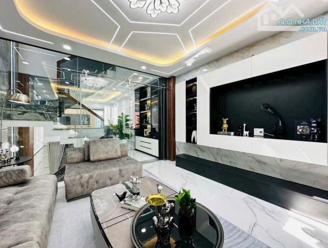 KHU PHÂN LÔ CẠNH TÊN LỬA - 4.1 X 14M - ĐƯỜNG 7M - 5 TẦNG LUNG LINH - CHỈ 7.5 TỶ TL - 7
