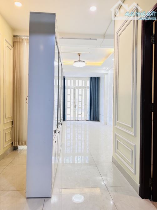 MTKD NGAY 3/2 SẦM UẤT - ĐƯỜNG 30M VỈA HÈ 4M- KD CỰC ĐỈNH 50M2 6 TẦNG NỞ HẬU NHỈNH 22 Tỷ - 7