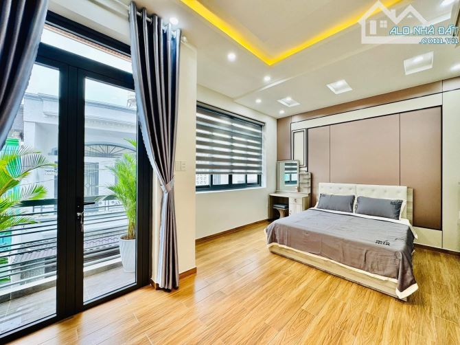 Cắt lỗ giảm sâu bán nhanh nhà Lê Văn Sỹ, Q3 - Giá 7tỷ190/60m2 - 7