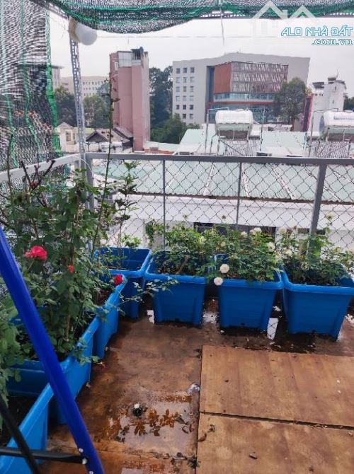Bán CHDV cao cấp - hẻm xe hơi đỗ cửa - chia sẵn 14 phòng khép kín - dòng tiền tốt - 7