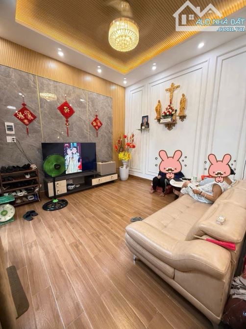 BÁN NHÀ 3 TẦNG ĐƯỜNG ĐỐNG ĐA GIÁ 3.8TỶ - 7