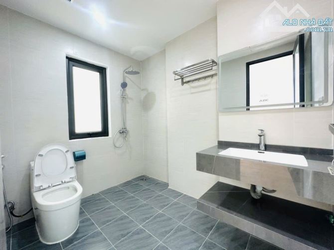 Bán nhà Phúc Lợi- 5 tầng mới-đẹp-xanh- mặt tiền khủng- phân khúc giá hiếm hoi còn xót lại - 7