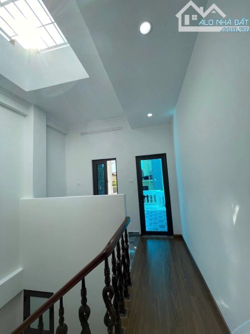 ĐẸP - GẦN KHU ĐÔ THỊ ĐẠI KIM - NGÕ TO BA GÁC PHÓNG - SÁNG THOÁNG MIỄN BÀN - 7
