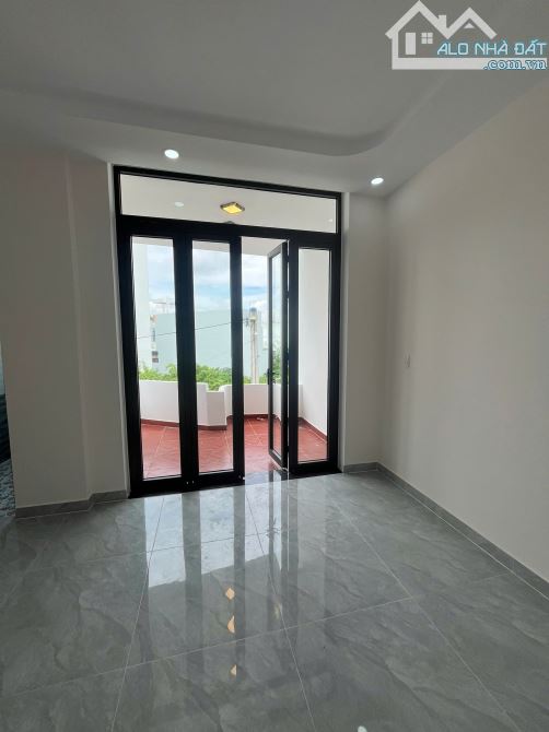 Hàng Nóng! Nhà Mới Xây Hiện Đại – Sổ Riêng – Giá Sốc 1.8 Tỷ – Đường DT826, Long An! - 8