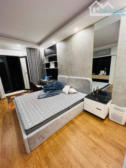 CỰC HIẾM, OTO vào nhà- Phúc Đồng - Long Biên giá chỉ nhỉnh 7 Tỷ 32m x 5T - Bay nhanh - 5