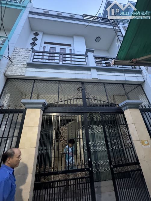 HOÀI THANH P14Q8 - 5X9M - NHỈNH 4 TỶ - KHÔNG GIAN THOÁNG MÁT - CÔNG NĂNG TỐI ƯU - 8