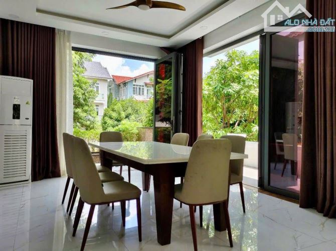 Bán biệt thự biển An Viên thiết kế hiện đại có phòng karaoke giải trí ở Nha Trang - 8