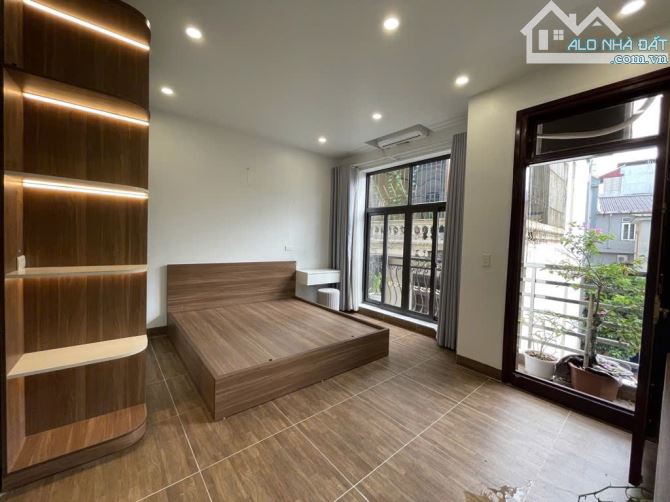Bán nhà khu vực Hoa Lâm- đẹp lung linh 5 tầng-Ngõ phân lô-full nội thất. - 8