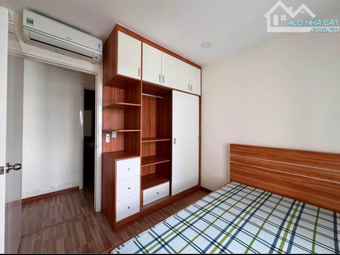 C/c Saigonres Nguyễn Xí- BT : 90m2, 3p ngủ, 2WC, NT, 15tr/th - 8