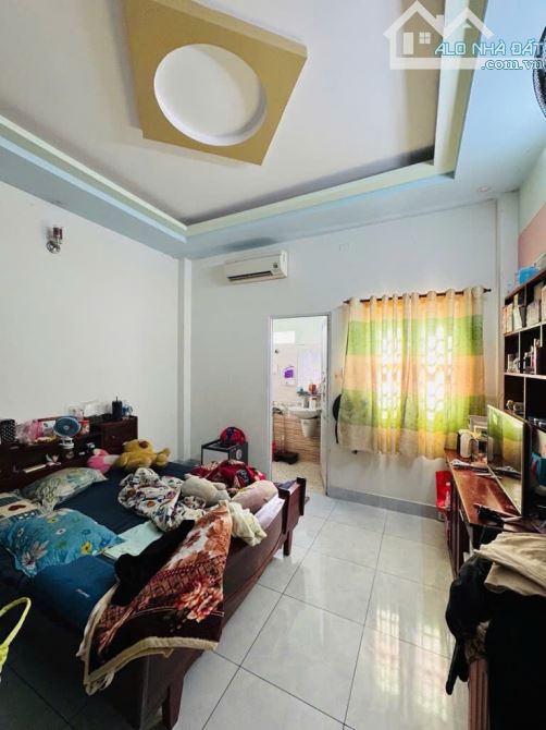 Bán nhà 4 tầng mặt tiền hẻm lớn đường Mã Lò,Bình Tân, 64m2 4x16, chỉ hơn 6 tỷ - 8