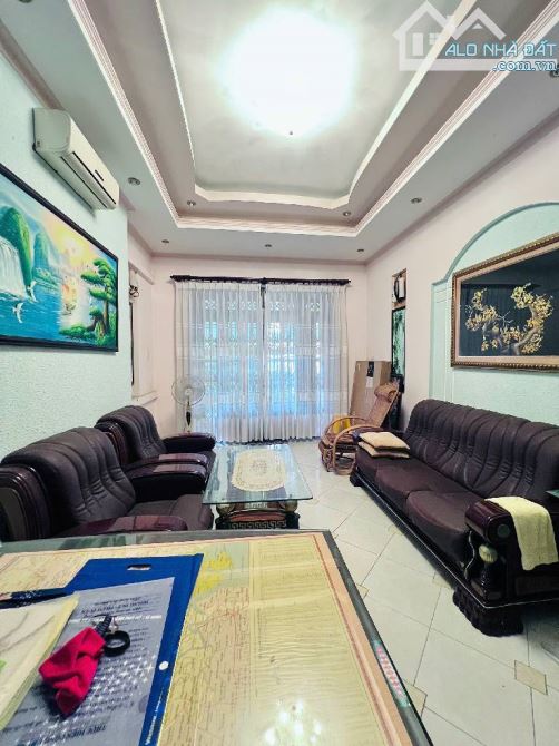 MẶT TIỀN HỌ LÊ 8X19 NĂM TẦNG SỬ DỤNG 500M2 ĐƯỜNG LÊ NIỆM GIÁ 20,5TỶ TL - 8