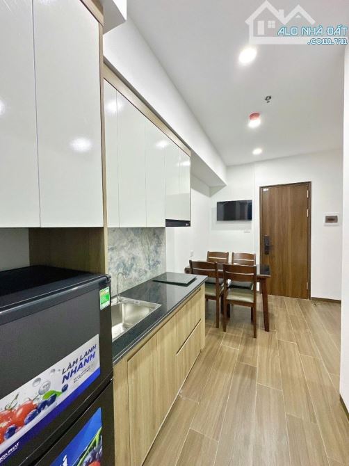 TOÀ NHÀ CCMM KHU VỰC Cầu Giấy 90m2/9Tầng 24 phòng khép kín mặt tiền khủng 6m8 - 8