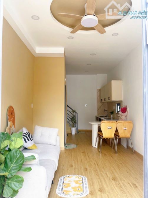 Nhà xinh 3 mặt hẻm 10m – Phan Sào Nam, P.11 – 24m² – 2 tầng – 3.55 tỷ - 8