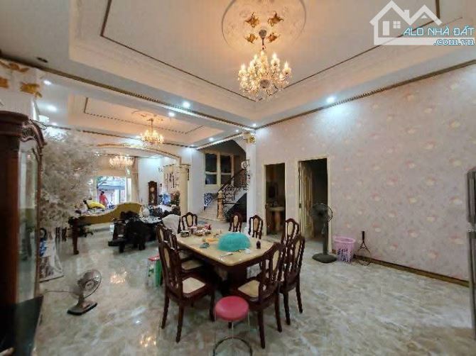 💎 BIỆT THỰ SÂN VƯỜN NGHỈ DƯỠNG – KHU BIỆT THỰ ĐẲNG CẤP – QUẬN BÌNH THẠNH - BÁN GẤP - 8