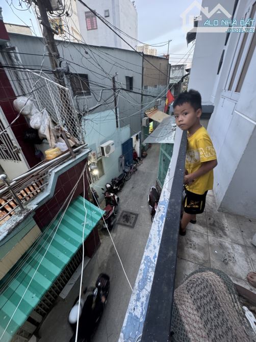 HOÀI THANH P14Q8 - 5X9M - NHỈNH 4 TỶ - KHÔNG GIAN THOÁNG MÁT - CÔNG NĂNG TỐI ƯU - 9