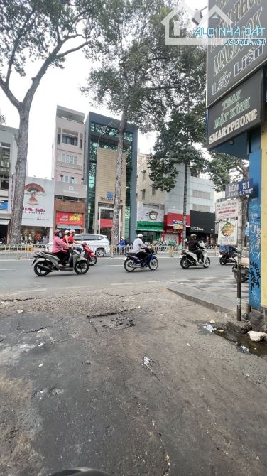Quận 1 - 4 tầng -  Nguyễn Thị Minh Khai.- VỊ TRÍ VÀNG SẦM UẤT Q1 4 TẦNG NHỈNH 8 TỶ - 9