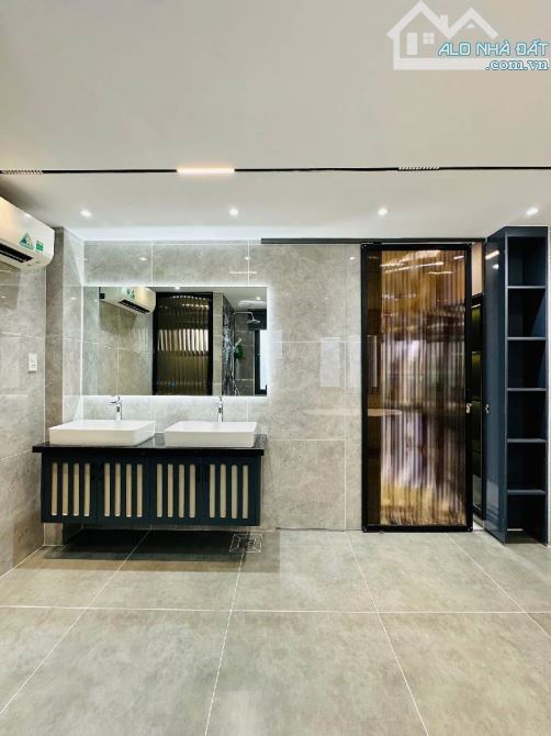 Siêu phẩm 5 tầng gara ô tô 7 chỗ DT 4,2 x 12m full nội thất đường Lê Đức Thọ P16 Gò Vấp - 9