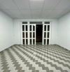 Nhà Mới - 80M2 - 10 Tỷ - Mặt Tiền Kinh Dương Vương - Gần Phố Ẩm Thực - Quận 6.