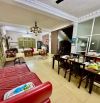 Bán nhà mặt ngõ 63 Xuân Thủy - DT 222m2 - 4 tầng - MT 14m - Giá  60 tỷ .