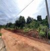 Diện tích: 300m² (ngang 10m, vuông vức, dễ xây dựng) 🏡 Pháp lý: Sẵn 200m² thổ cư – xây nh