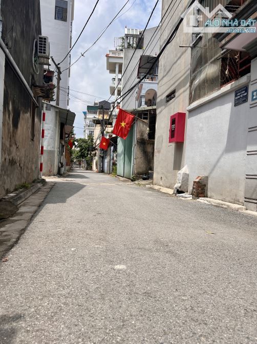 Bán đất mặt ngõ Gia Quất 100m, mặt ngõ đg oto tránh kinh doanh đỉnh giá 12 tỷ hơn - 2