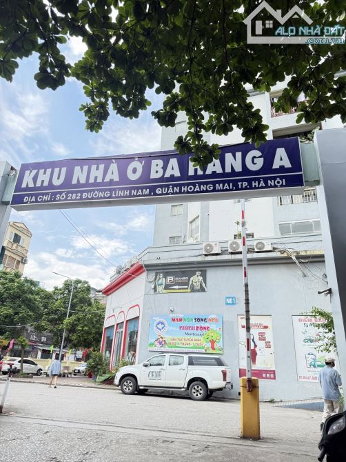 Bán Chung Cư Ba Hàng A số 282 Lĩnh Nam-DT 84 m2-TẦNG CAO-3 NGỦ-2 WC-FULL NỘI THẤT.