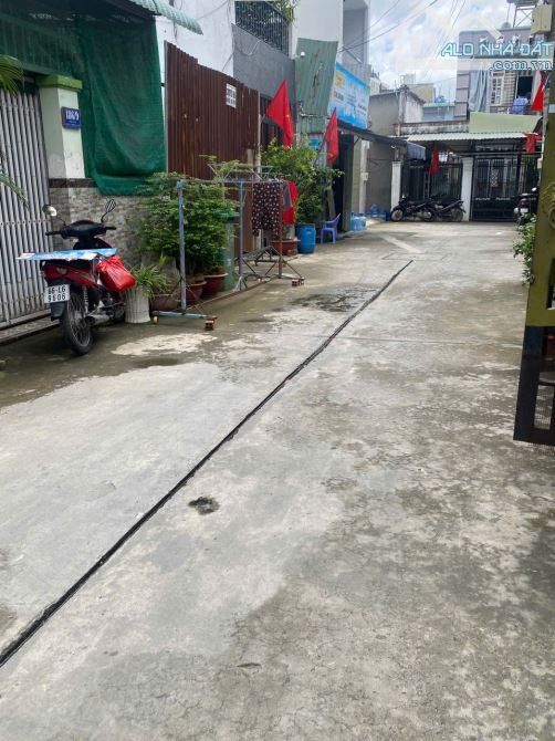 DUY NHẤT! NHÀ 4M NGANG -TRẦN THỊ CỜ – HẺM XE HƠI – FULL CÔNG NĂNG, 5.7TỶ