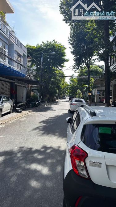 HÀNG HOT! BÁN ĐẤT MẶT TIỀN HUY CẬN - 145M2 - TẶNG NHÀ CẤP 4. ĐẦU TƯ SINH LỜI.