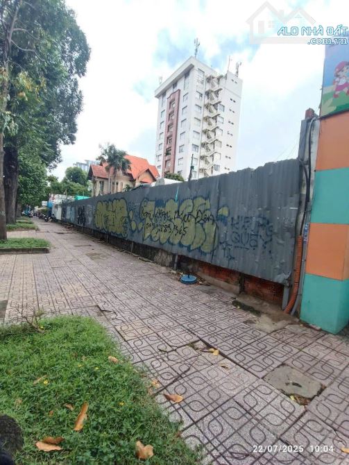 Bán lô đất 64 - 68 Trần Quốc Thảo, quận 3. 45 x31; 1395m2; 700 tỷ