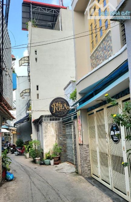 SIÊU HOT, CẦN BÁN GẤP PHẠM THẾ HIỂN [P4, Q8] DT: 52M² (4 X13M), 3T, 3PN, 2 WC CHỈ 7 TỶ