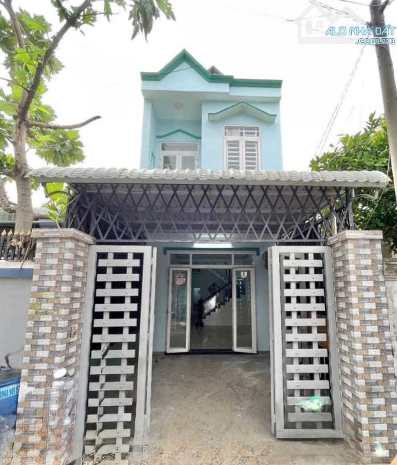 Bán nhà 2 tầng  phường dĩ an dt82,m2  gần chợ dĩ an 1