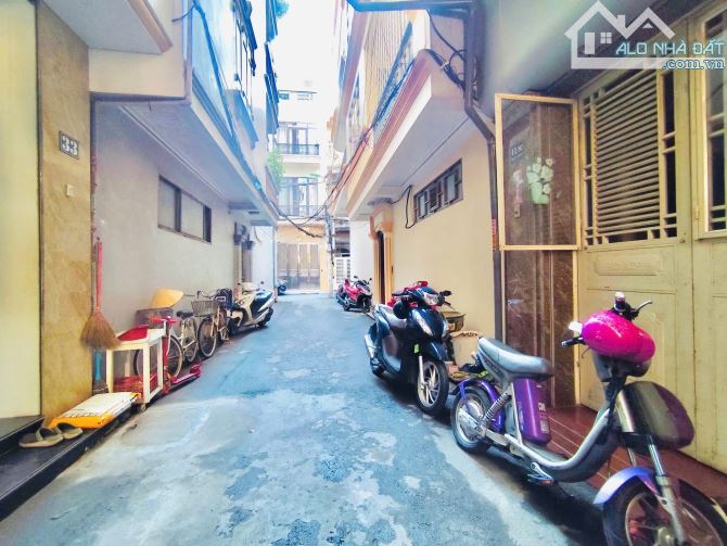 Bán nhà Mê Linh , An Biên , Lê Chân . 3,45 tỷ , 3,5 tầng , 38m.