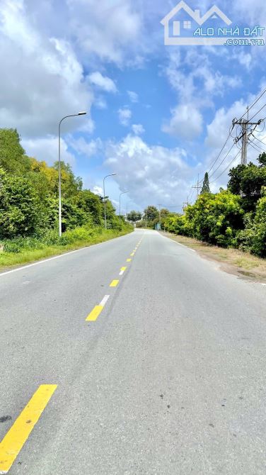 Bán Nhà Vườn 2000m2 Mặt Tiền Đường Nguyễn Văn Khạ, Tân An Hội - CỦ CHI