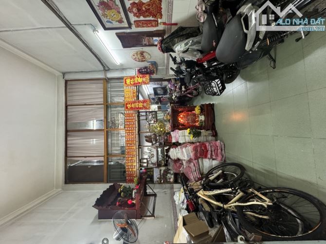 BÁN NHÀ 3 TẦNG - NGAY VÕ VĂN KIỆT, QUẬN 6 - HẺM XE HƠI - DT 57m2 - GIÁ 5.x TỶ.