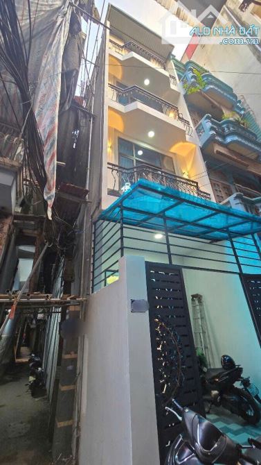 Siêu phẩm lô góc Trường Chinh ô tô đỗ cửa 30m ra mặt phố 5 tầng 52m2 mới tinh cho thuê, KD