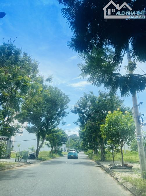 Đất chính chủ Nguyễn cơ thạch 125 m trục 7.5 m sơn thuỷ