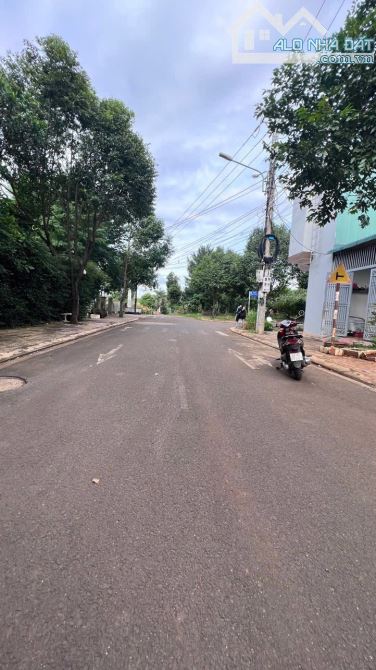 Bán Đất TĐC  Nguyễn Cơ Thạch –  Thành Nhất Hạ Từ 2tỷ350 xuống còn 2tỷ2